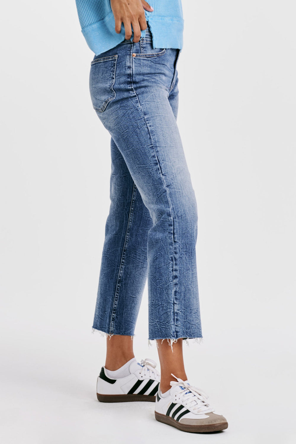 90s-super-high-rise-ankle-straight-jeans-mozzie