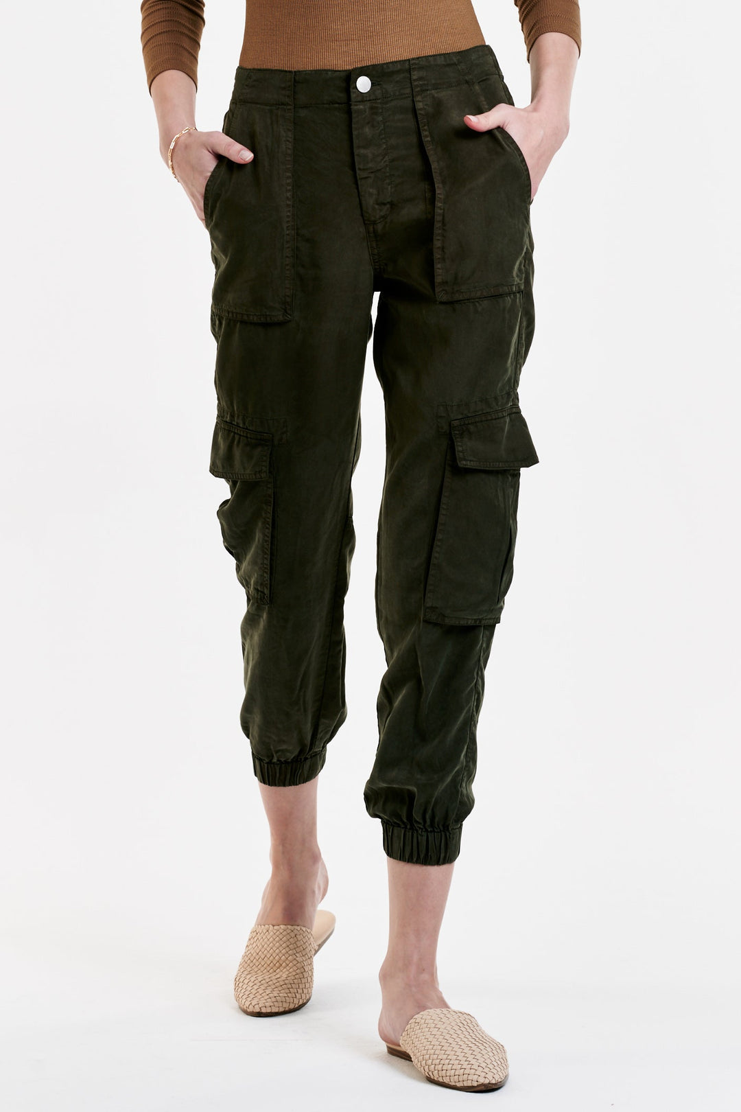 sandy-super-high-rise-ankle-trouser-pants-olive