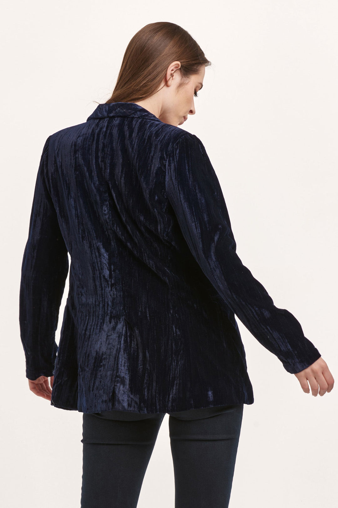 wylie-v-neck-long-sleeve-relaxed-fit-blazer-midnight-navy