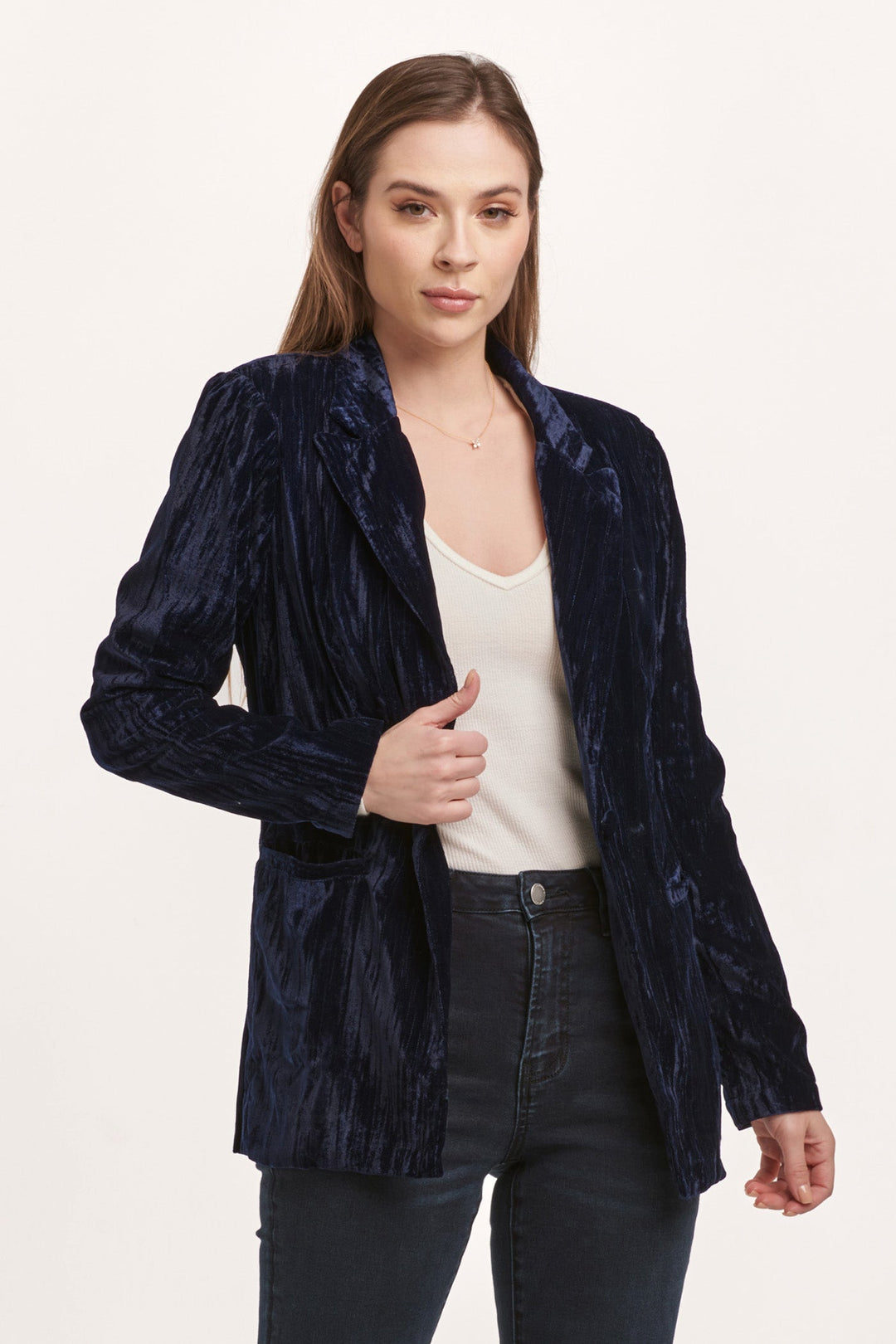 wylie-v-neck-long-sleeve-relaxed-fit-blazer-midnight-navy