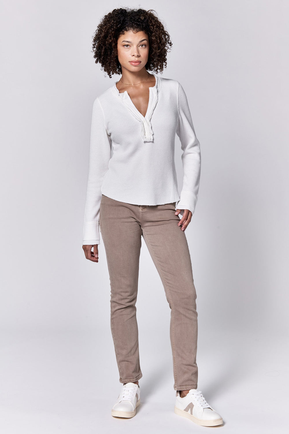 luna-v-neck-long-sleeve-fitted-top-white