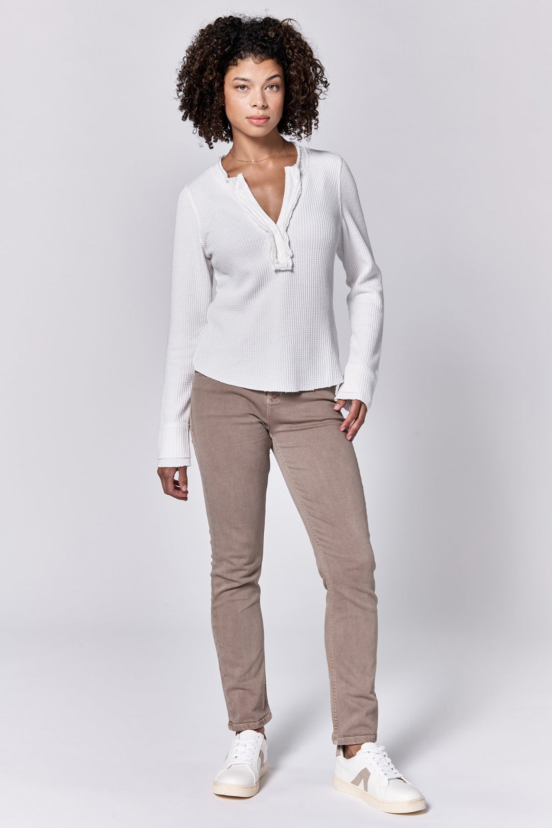 luna-v-neck-long-sleeve-fitted-top-white