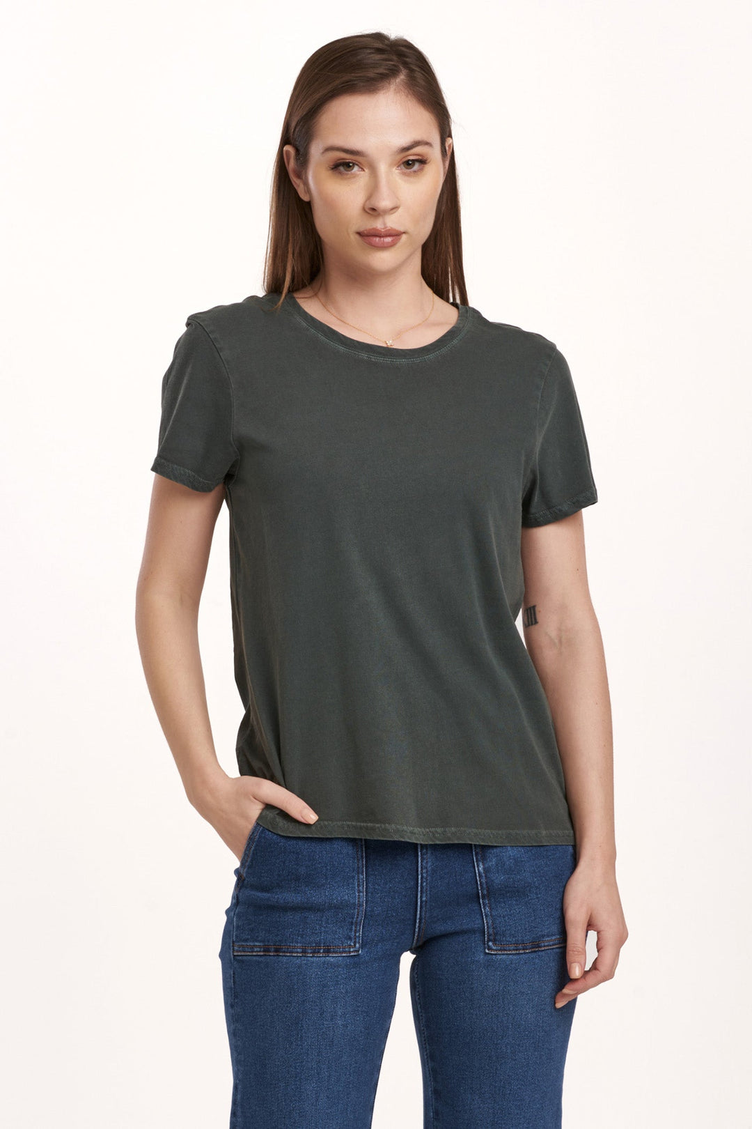 image of a female model wearing a UNITY SHORT SLEEVE JERSEY TEE DARK MOSS DEAR JOHN DENIM 