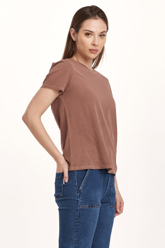 image of a female model wearing a UNITY SHORT SLEEVE JERSEY TEE NUTSHELL DEAR JOHN DENIM 