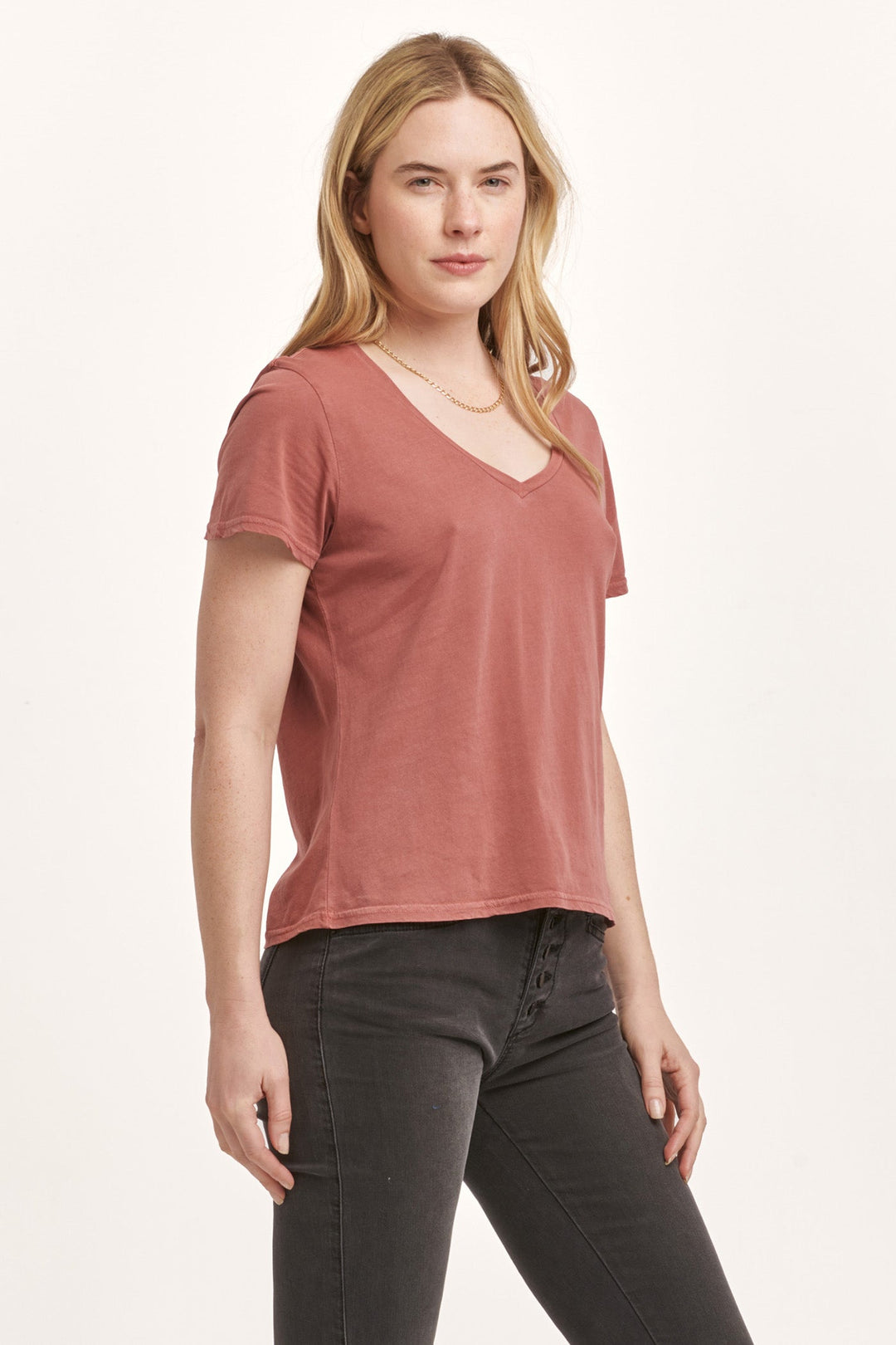 image of a female model wearing a MADELYN SHORT SLEEVE JERSEY TEE INTENSE RUST DEAR JOHN DENIM 