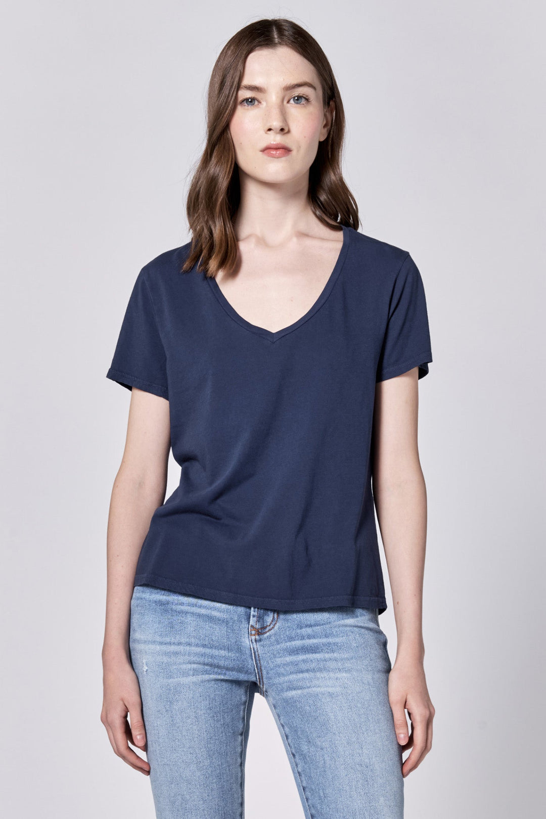 madelyn-v-neck-short-sleeve-relaxed-fit-top-black-iris