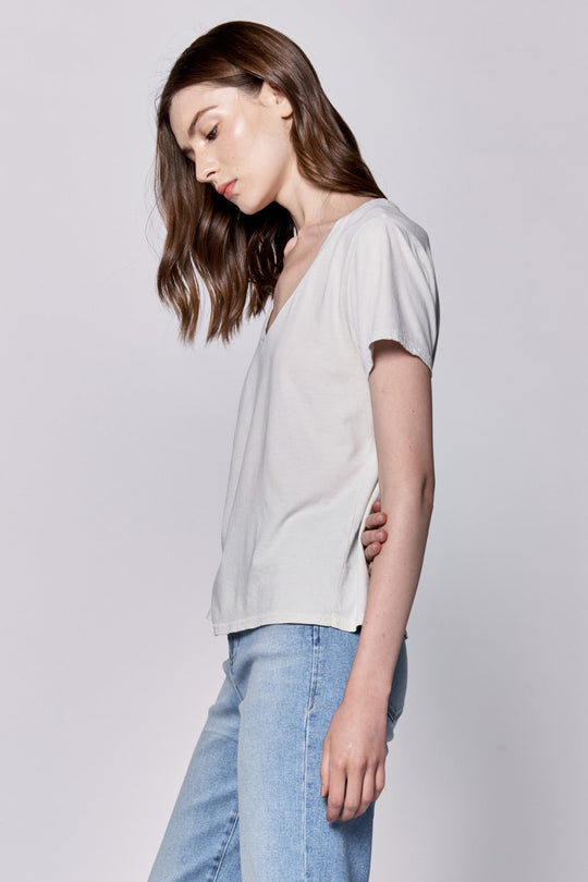 madelyn-v-neck-short-sleeve-relaxed-fit-top-dawn-blue