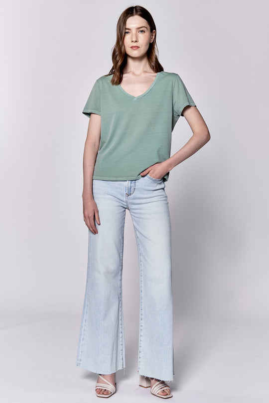 madelyn-v-neck-short-sleeve-relaxed-fit-top-iceberg-green