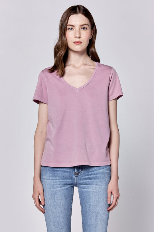 madelyn-v-neck-short-sleeve-relaxed-fit-top-orchid-smoke