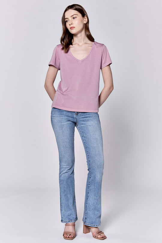 madelyn-v-neck-short-sleeve-relaxed-fit-top-orchid-smoke