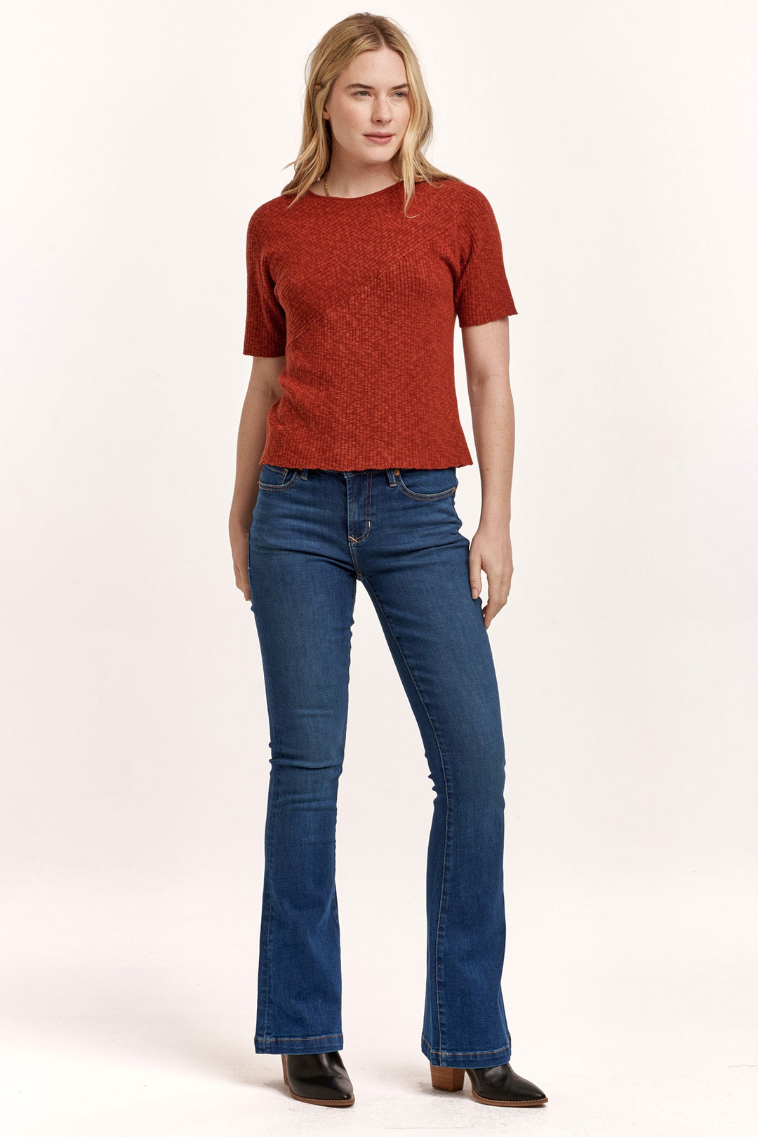 giana-crew-neck-short-sleeve-fitted-top-intense-rust