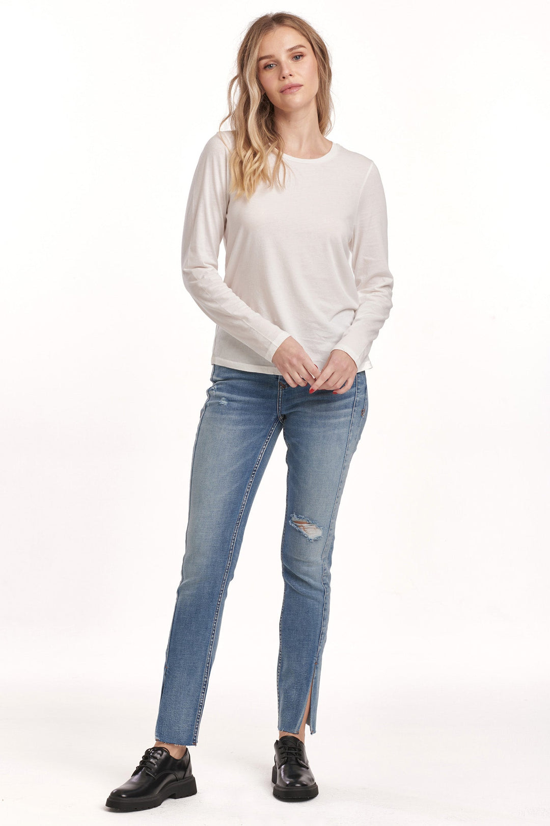 image of a female model wearing a KATHY LONG SLEEVE JERSEY TEE WHITE DEAR JOHN DENIM 