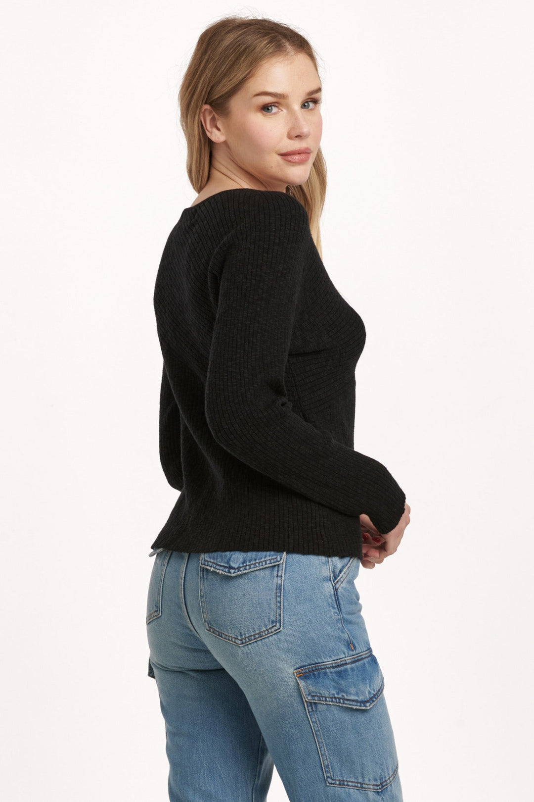 giovanna-crew-neck-long-sleeve-fitted-top-black