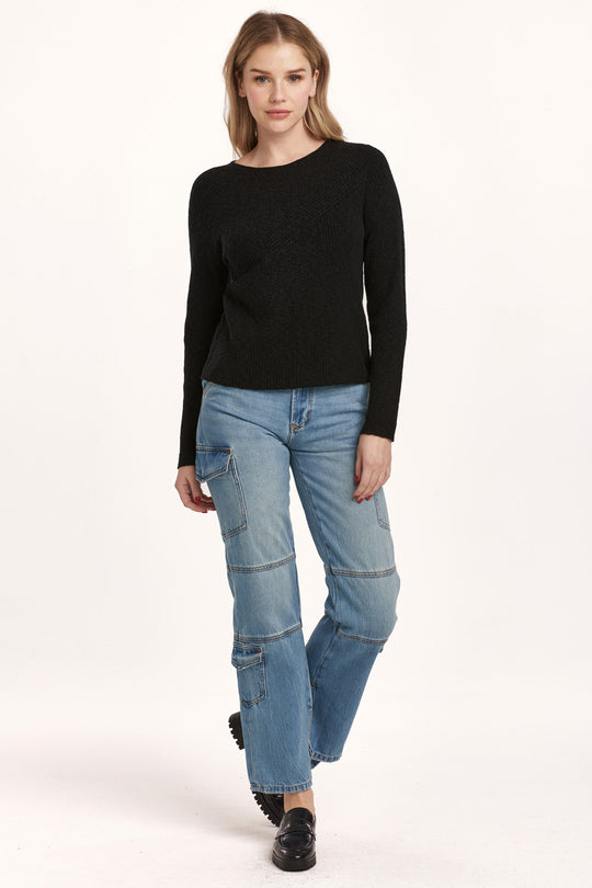 giovanna-crew-neck-long-sleeve-fitted-top-black