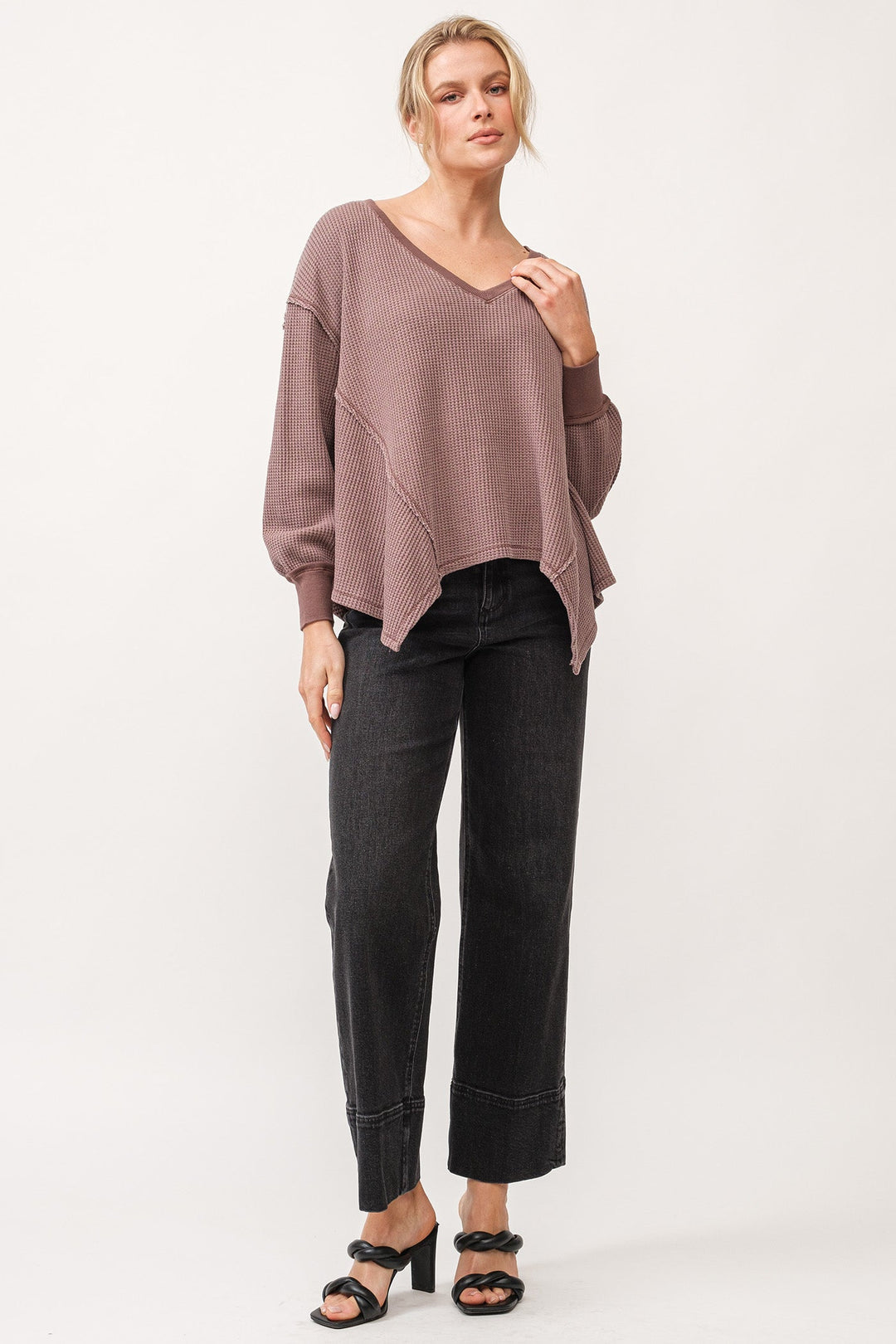 image of a female model wearing a MIRA V-NECK OVERSIZED LONG SLEEVE TOP MARRON DEAR JOHN DENIM 