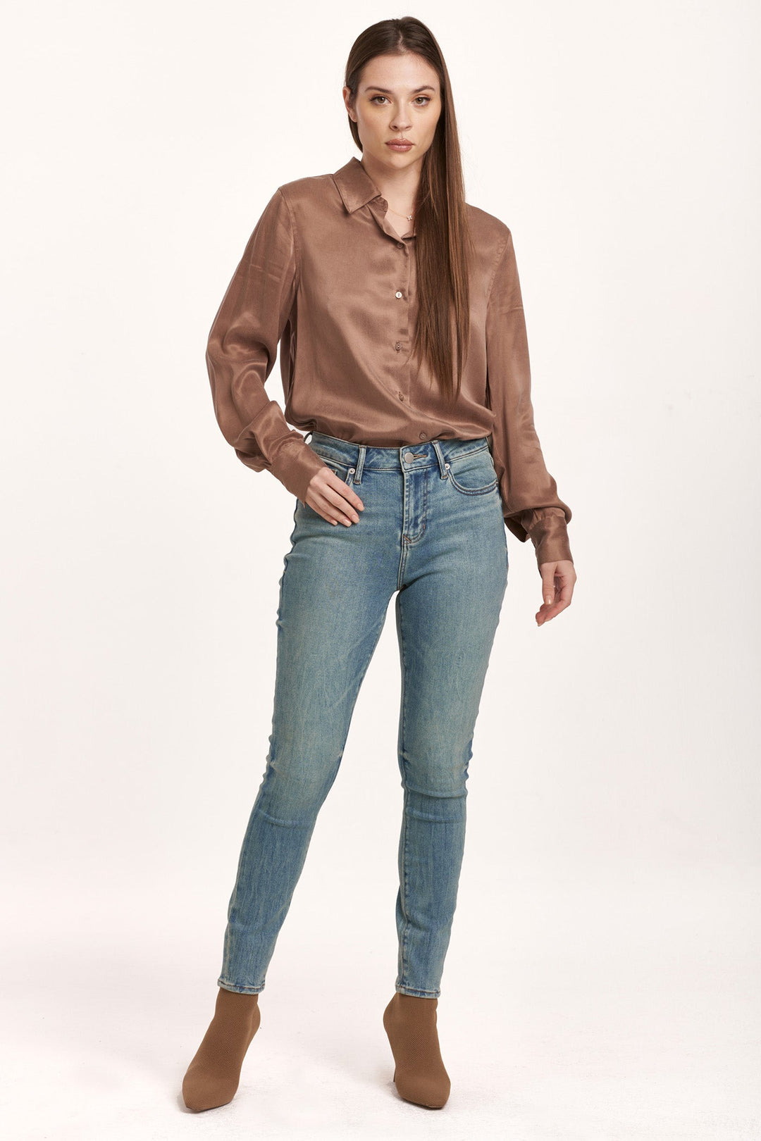 gisele-skinny-mid-rise-ankle-clean-hem-jeans-pioneer-valley