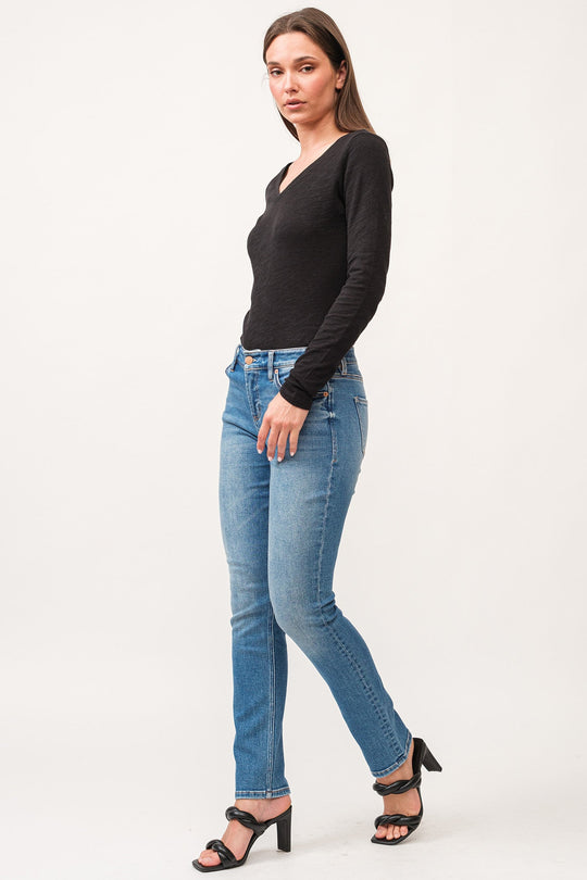 blaire-mid-rise-ankle-inseam-straight-jeans-savoy