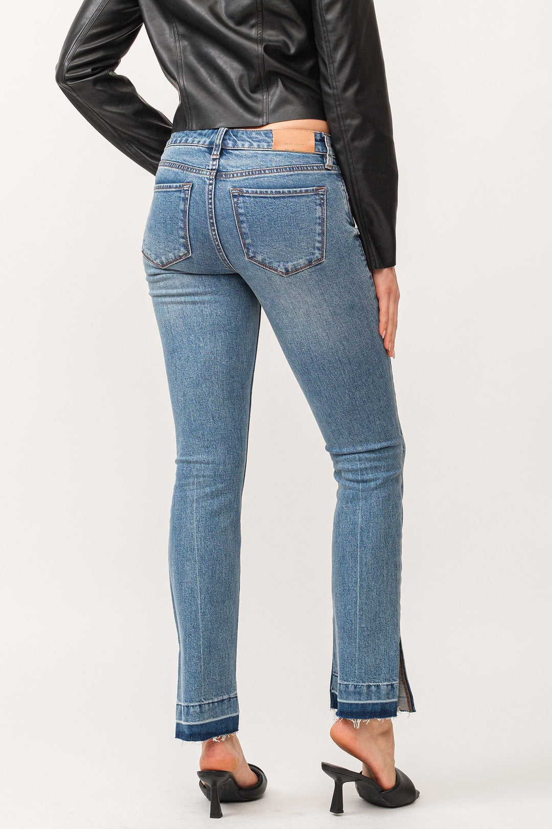 playback-mid-rise-drop-slit-hem-straight-leg-jeans-depart