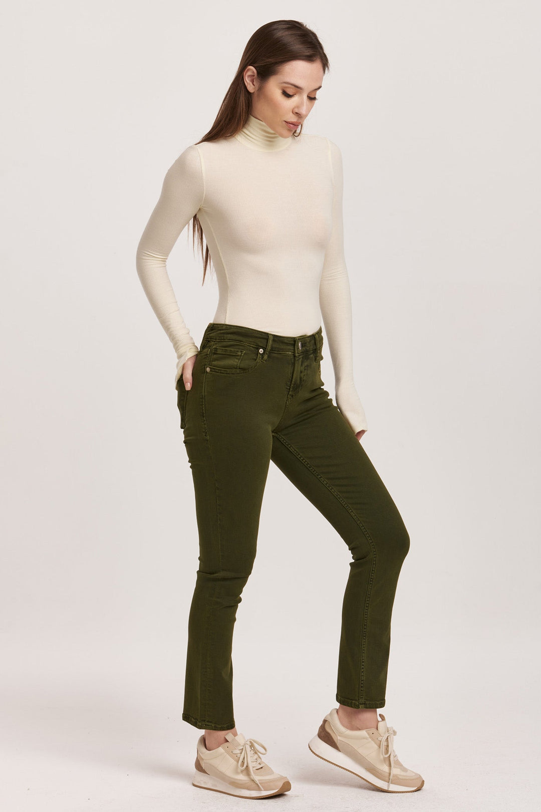 image of a female model wearing a BLAIRE MID RISE SLIM STRAIGHT JEANS PINE DEAR JOHN DENIM 
