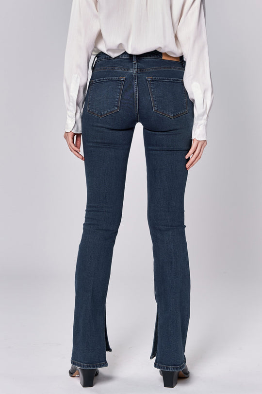 image of a female model wearing a JAXTYN MID RISE FULL INSEAM BOOTCUT JEANS GARNISH DEAR JOHN DENIM 