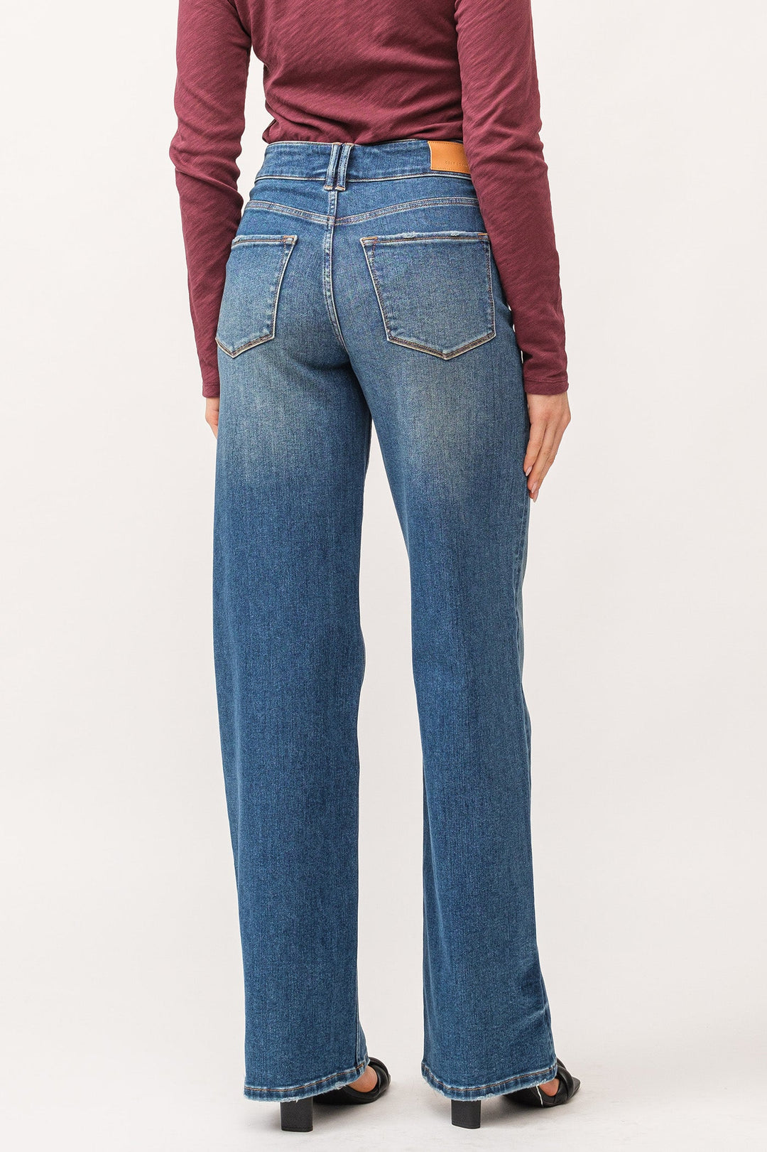 image of a female model wearing a HOLLY HIGH RISE CLEAN HEM STRAIGHT JEANS BADMINTON DEAR JOHN DENIM 