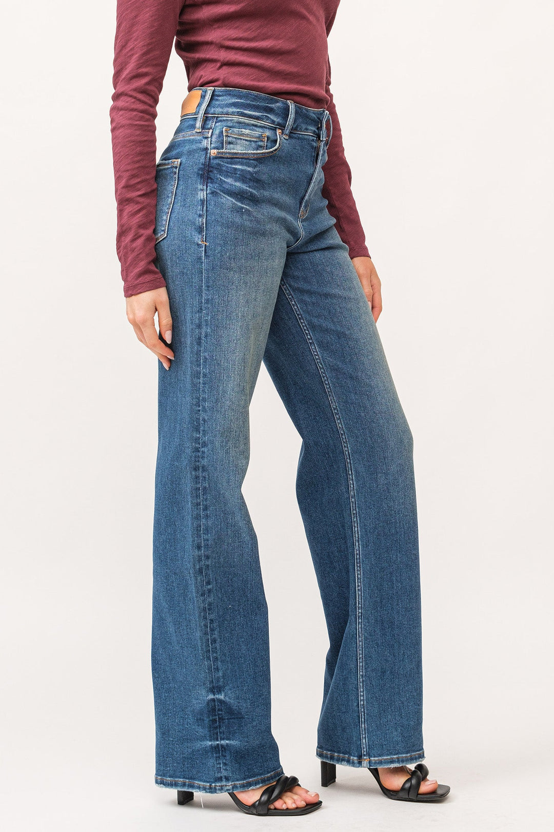 image of a female model wearing a HOLLY HIGH RISE CLEAN HEM STRAIGHT JEANS BADMINTON DEAR JOHN DENIM 