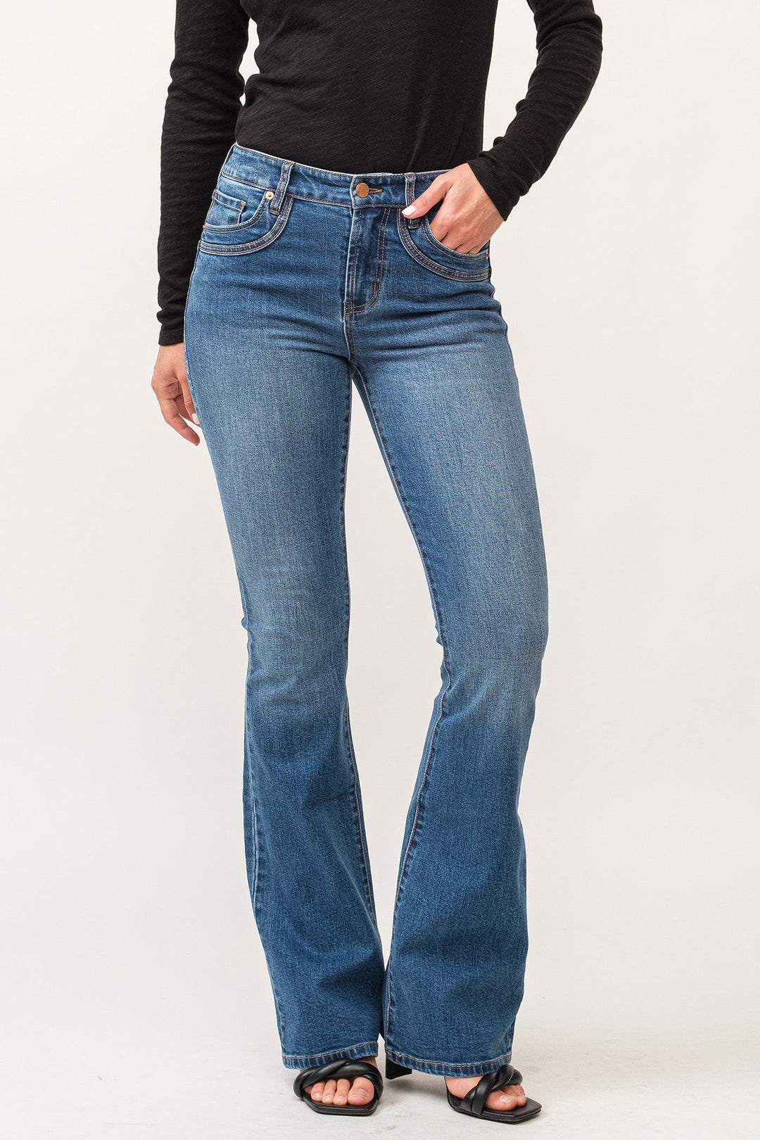 laney-mid-rise-clean-hem-flare-jeans-huger