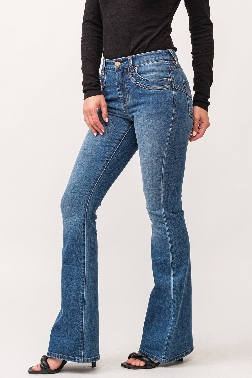 laney-mid-rise-clean-hem-flare-jeans-huger