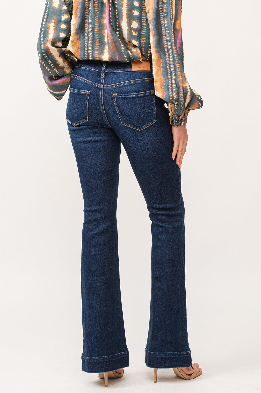 rosa-mid-rise-wide-hem-flare-jeans-brentwood