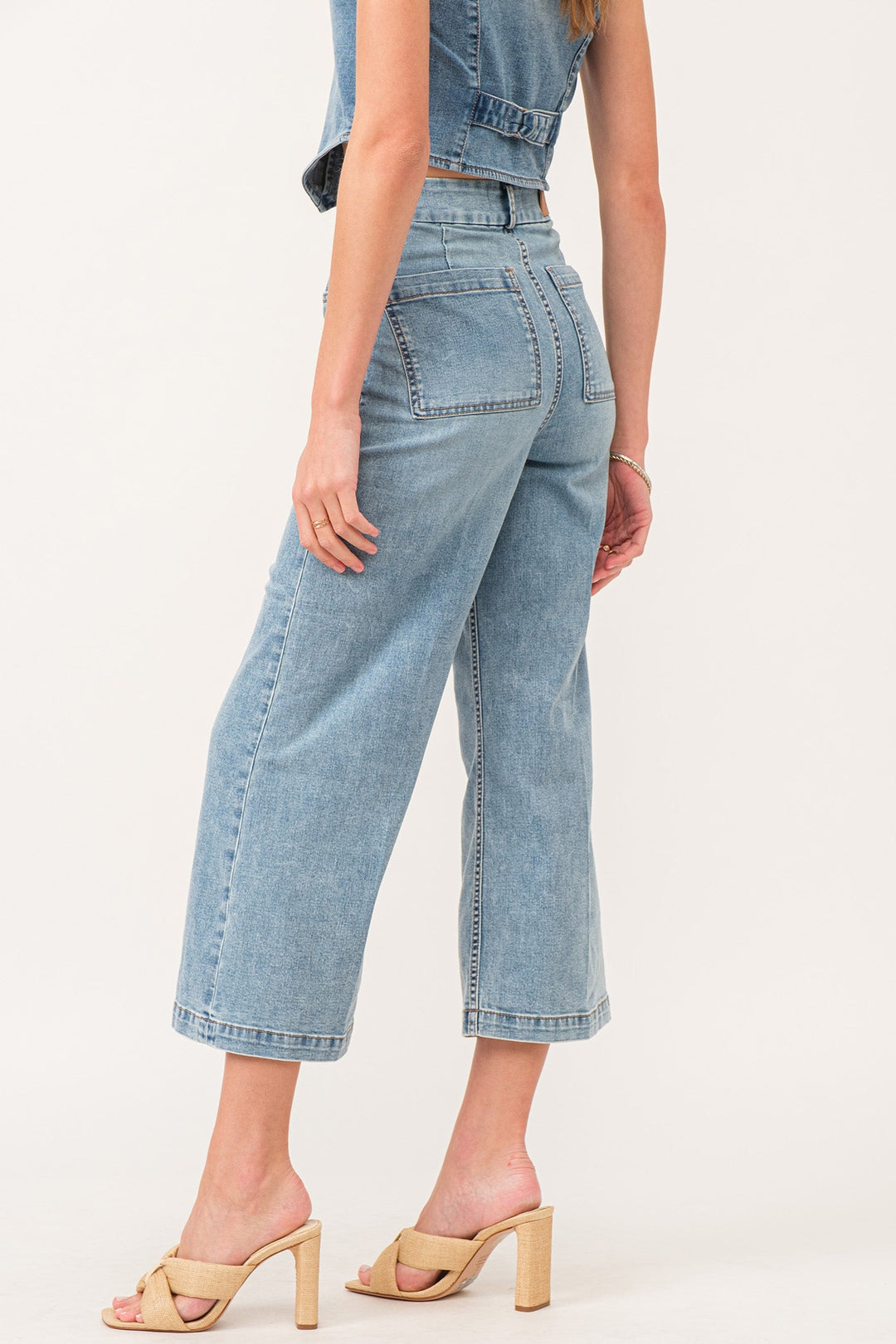 image of a female model wearing a AUDREY SUPER HIGH RISE CROPPED WIDE LEG COLOR PANTS SHELBY CHAMBRAY DEAR JOHN DENIM 
