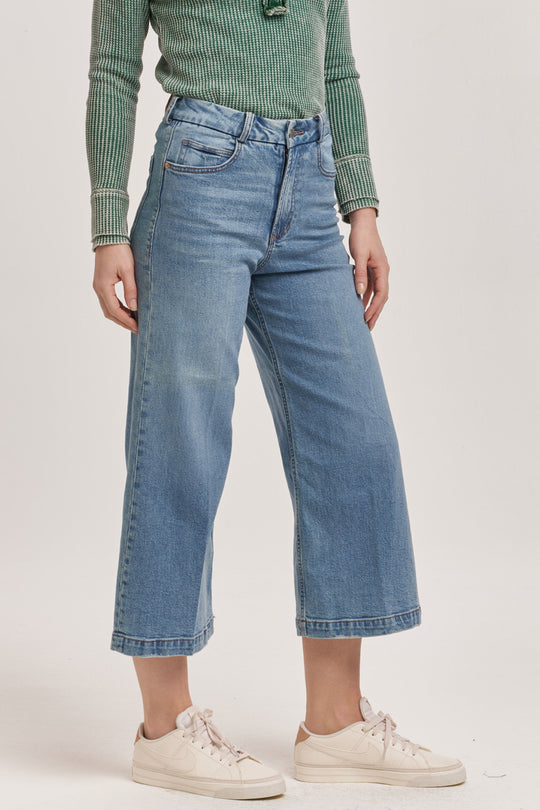 image of a female model wearing a AUDREY SUPER HIGH RISE CROPPED WIDE LEG JEANS HALEYVILLE DEAR JOHN DENIM 