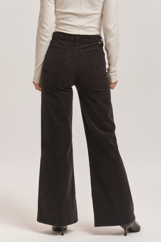 fiona-high-rise-wide-leg-jeans-black-corduroy