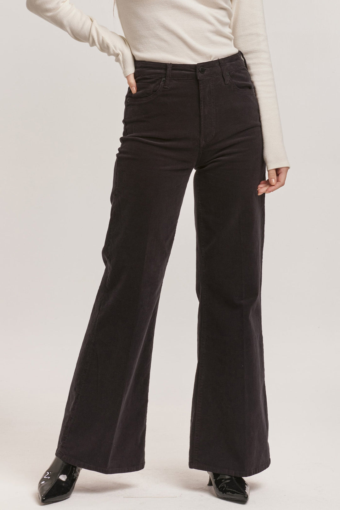 fiona-high-rise-wide-leg-jeans-black-corduroy