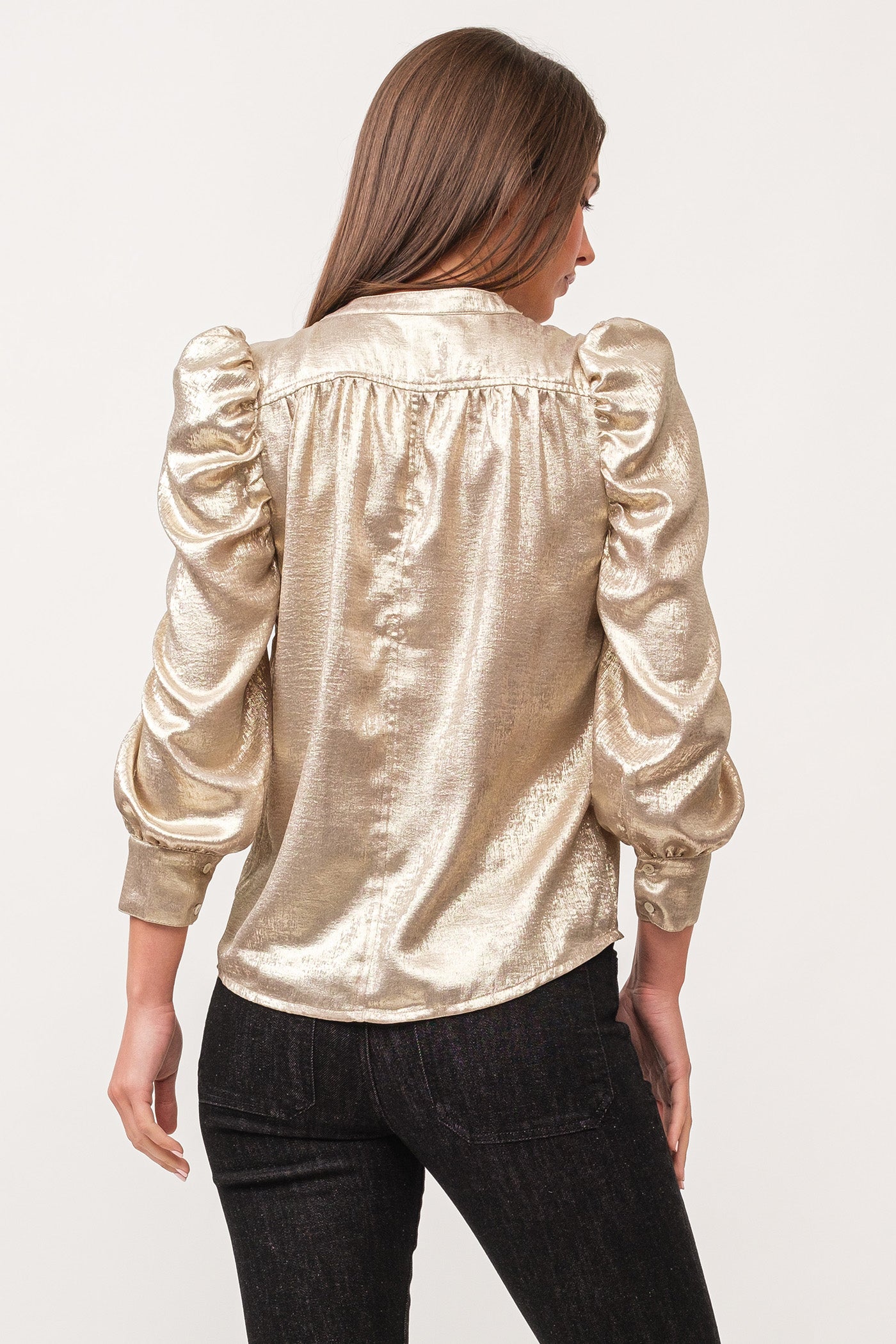 image of a female model wearing a ROWAN HIDDEN PLACKET 3/4 SLEEVE CLASSIC FIT SHIRT GOLD METALLIC DEAR JOHN DENIM 