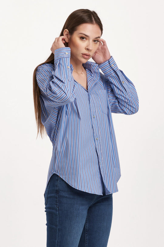 image of a female model wearing a LOLA OVERSIZED SHIRT BLUE LINES DEAR JOHN DENIM 