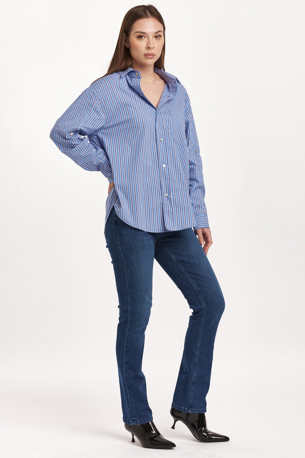 image of a female model wearing a LOLA OVERSIZED SHIRT BLUE LINES DEAR JOHN DENIM 