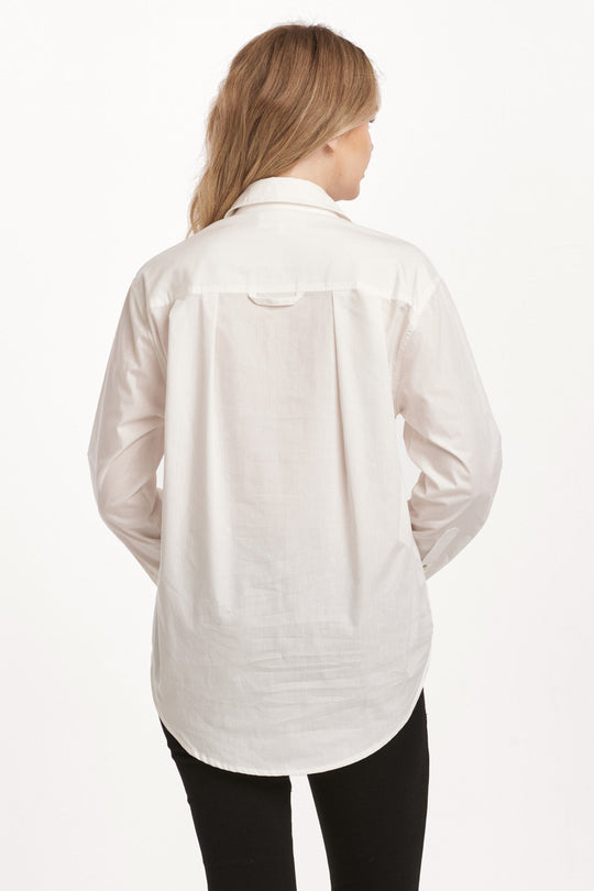 image of a female model wearing a LOLA OVERSIZED SHIRT WHITE DEAR JOHN DENIM 