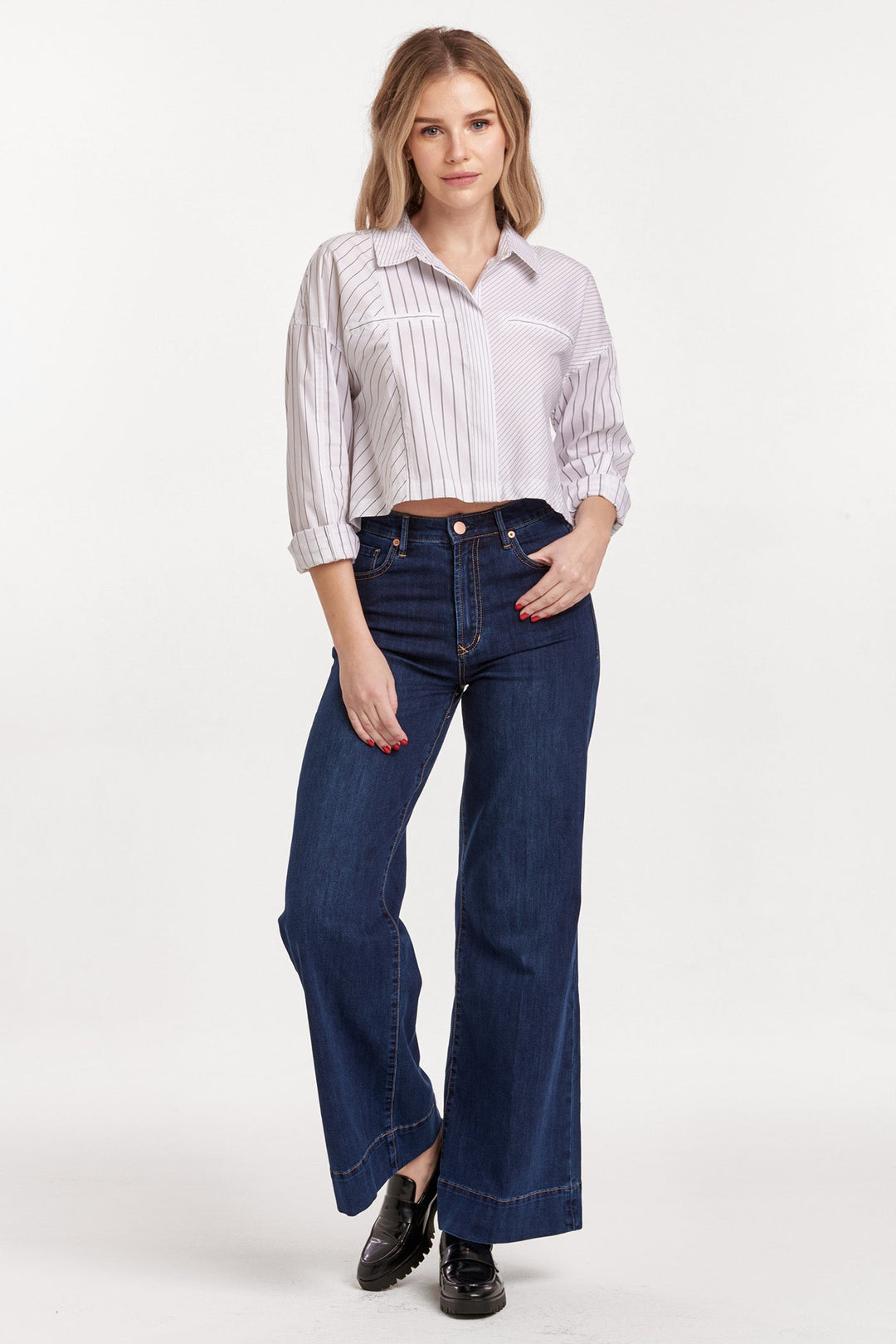 image of a female model wearing a ARIANNA CROPPED FRONT TIE SHIRT BLANK PAPER DEAR JOHN DENIM 