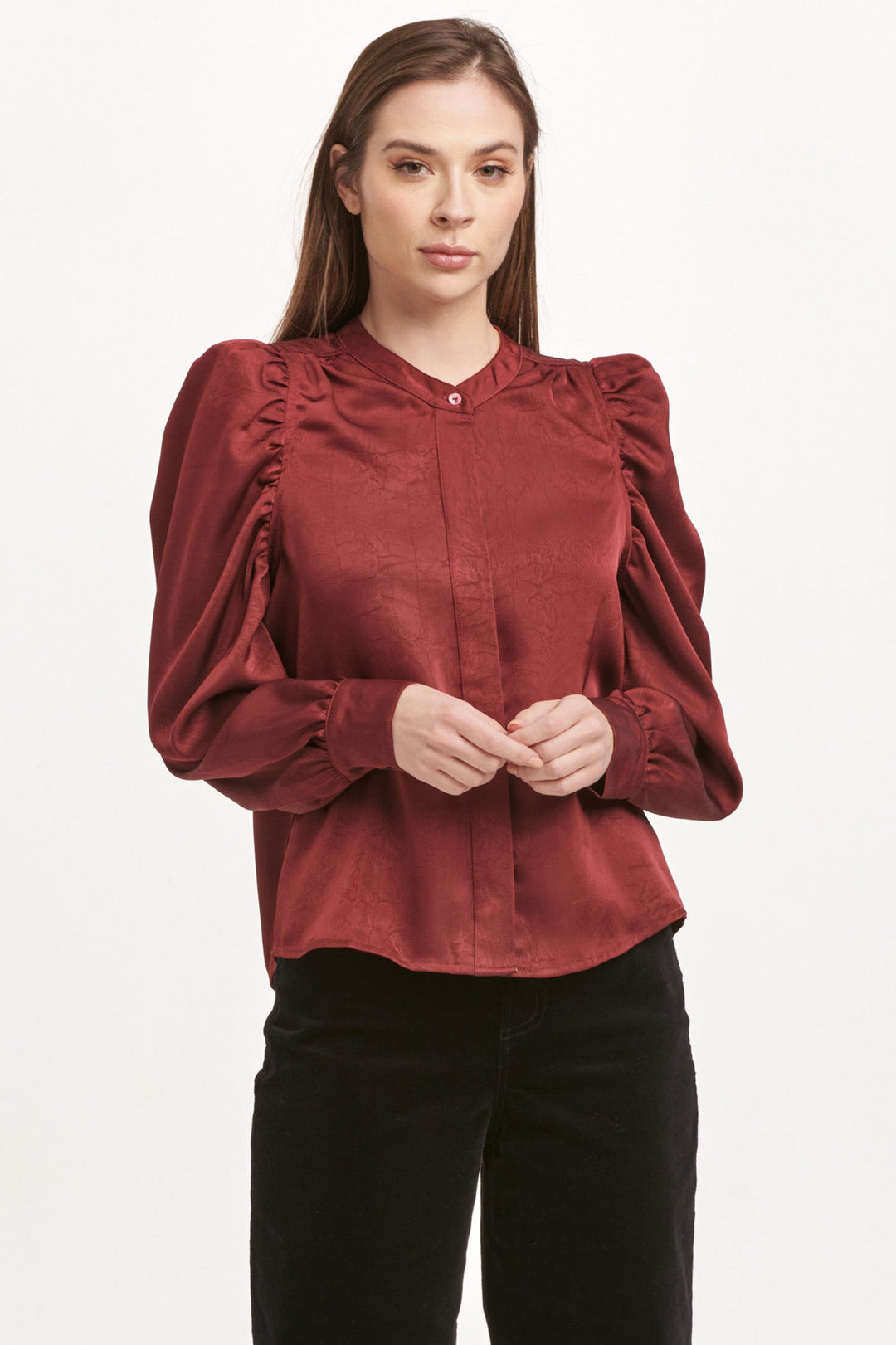 lilliana-crew-neck-sleeveless-blouse-plum-berry