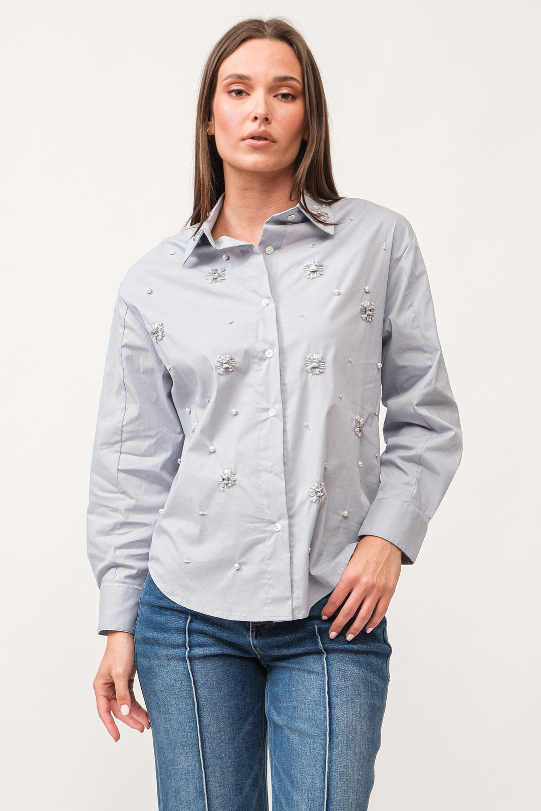 image of a female model wearing a LOLA BUTTON DOWN LONG SLEEVE BOYFRIEND FIT SHIRT BLUE SHADOW DEAR JOHN DENIM 