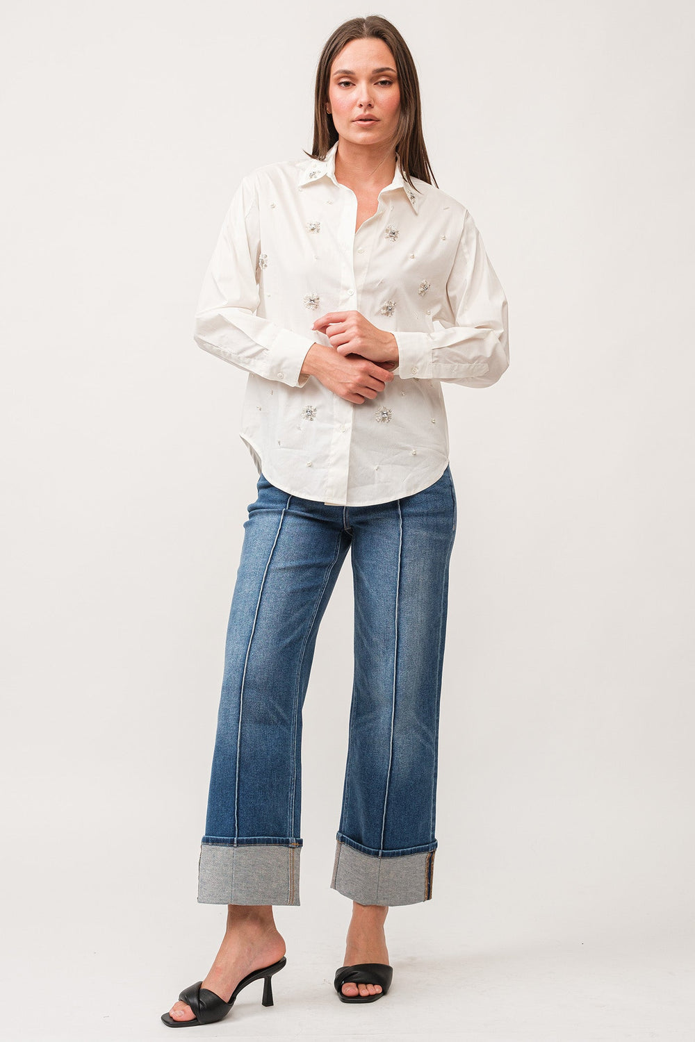 image of a female model wearing a LOLA BUTTON DOWN LONG SLEEVE BOYFRIEND FIT SHIRT OFF WHITE DEAR JOHN DENIM 