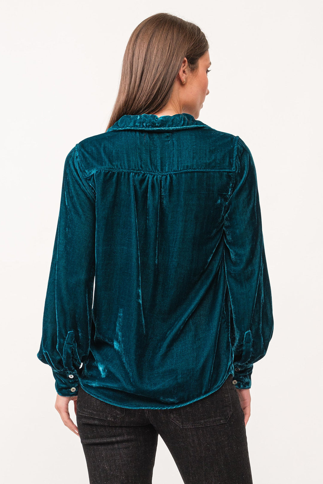 image of a female model wearing a MIRABELLE COLLARED BUTTON DOWN LONG SLEEVE SHIRT DEEP TEAL DEAR JOHN DENIM 