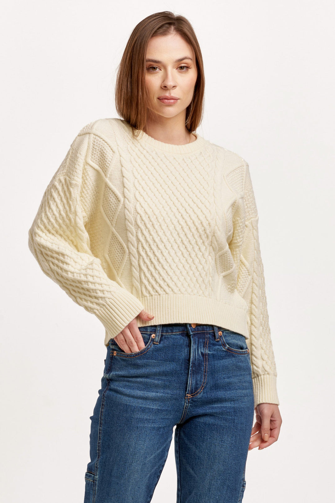 holden-crew-neck-long-sleeve-relaxed-fit-sweater-cream