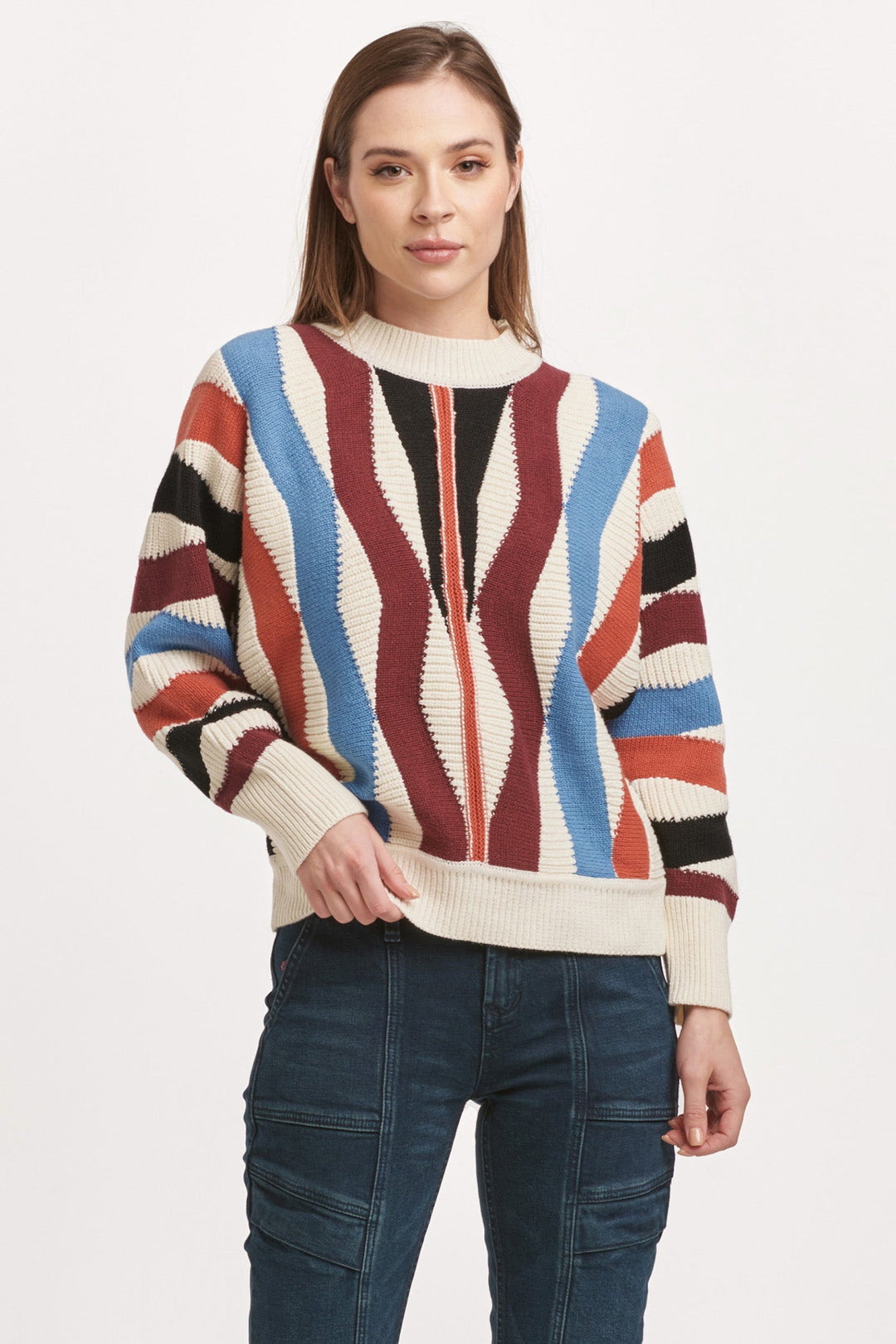 kaylin-crew-neck-long-sleeve-relaxed-fit-sweater-zigzag