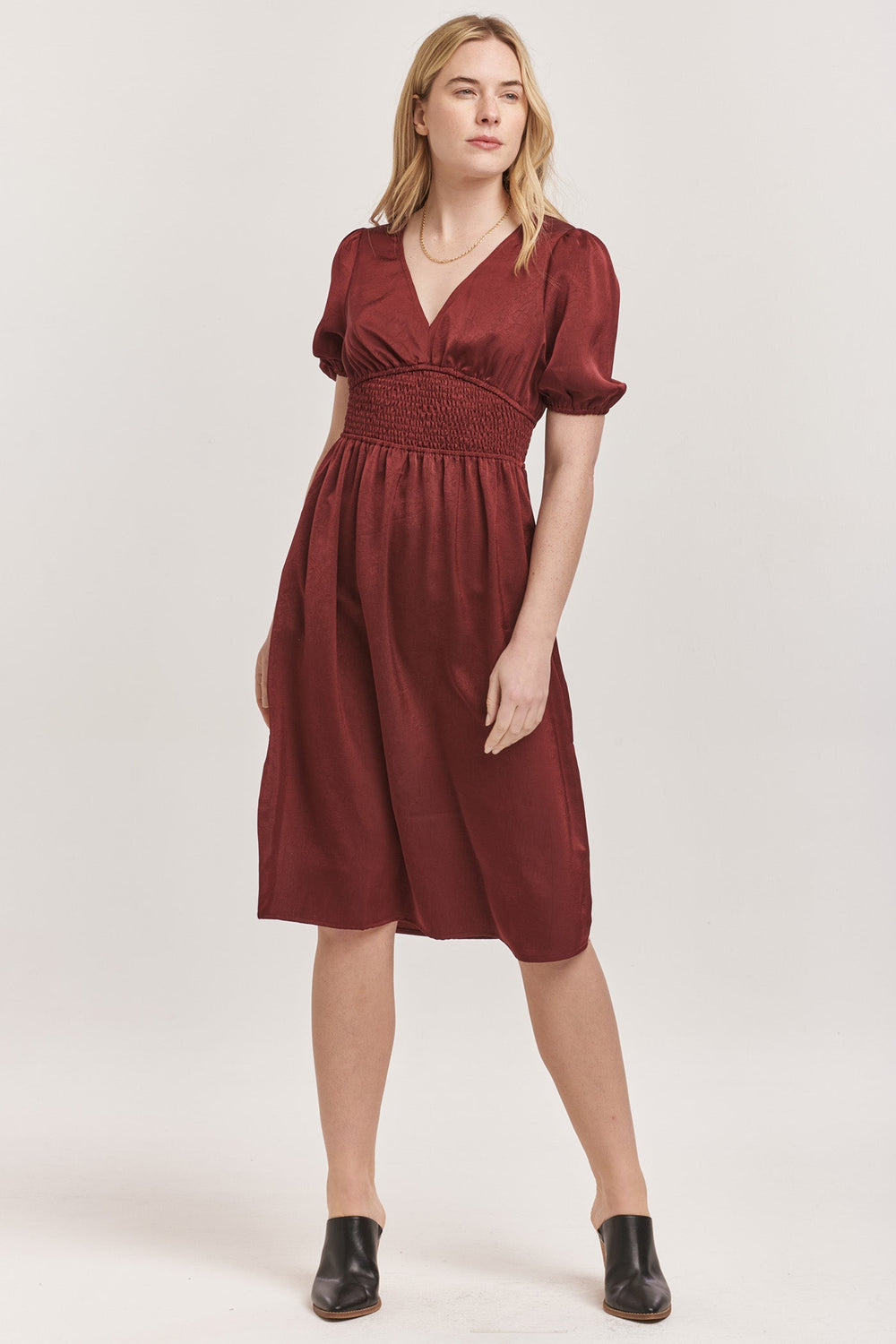 jennifer-v-neck-smocked-waist-midi-dress-plum-berry