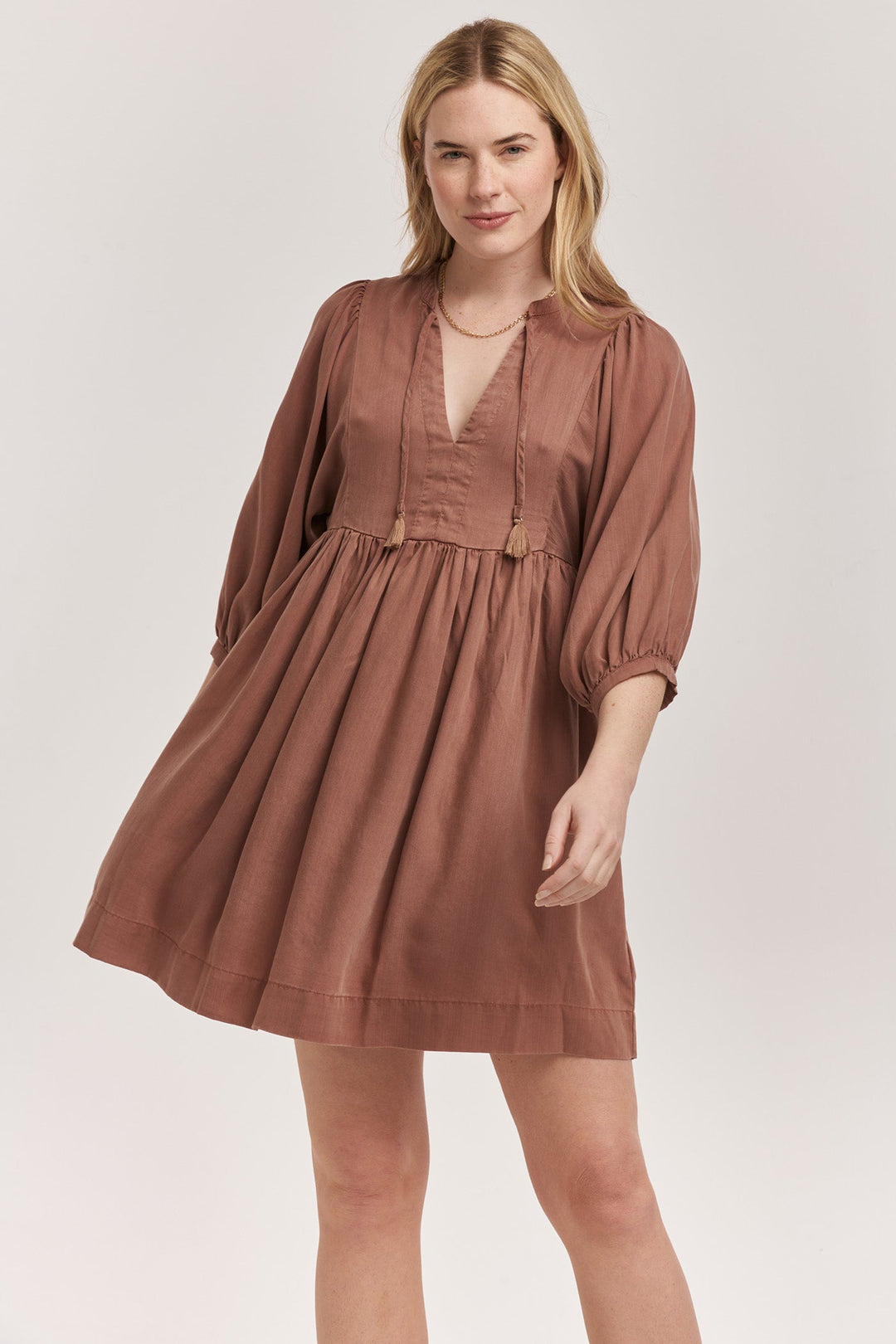 alexis-long-sleeve-relaxed-fit-dress-nutshell