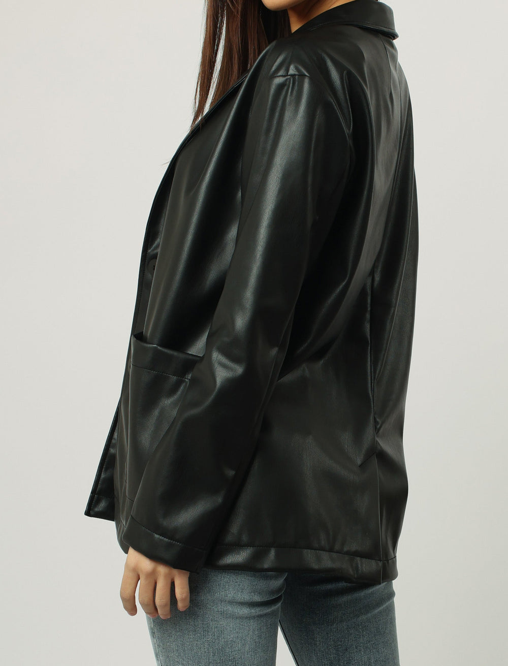 image of a female model wearing a PETRA BLAZER JACKET BLACK JACKETS