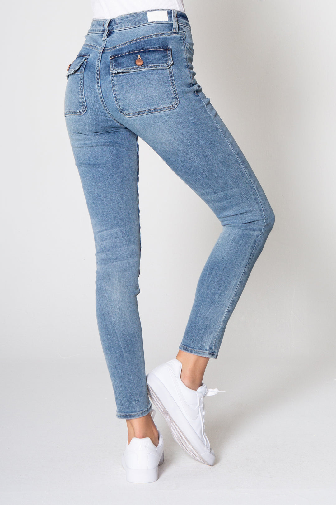image of a female model wearing a 10 1/2" SUPER HIGH RISE OLIVIA IN ALANDALE JEANS