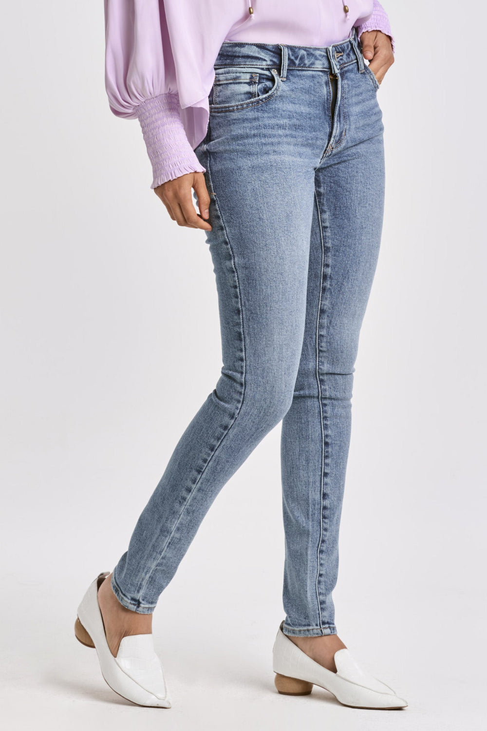 joyrich-mid-rise-cuffed-skinny-jeans-aralina