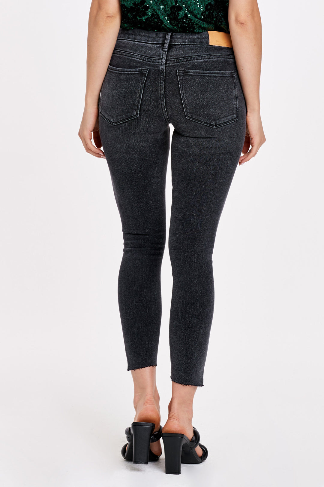 joyrich-mid-rise-skinny-jeans-westvelt